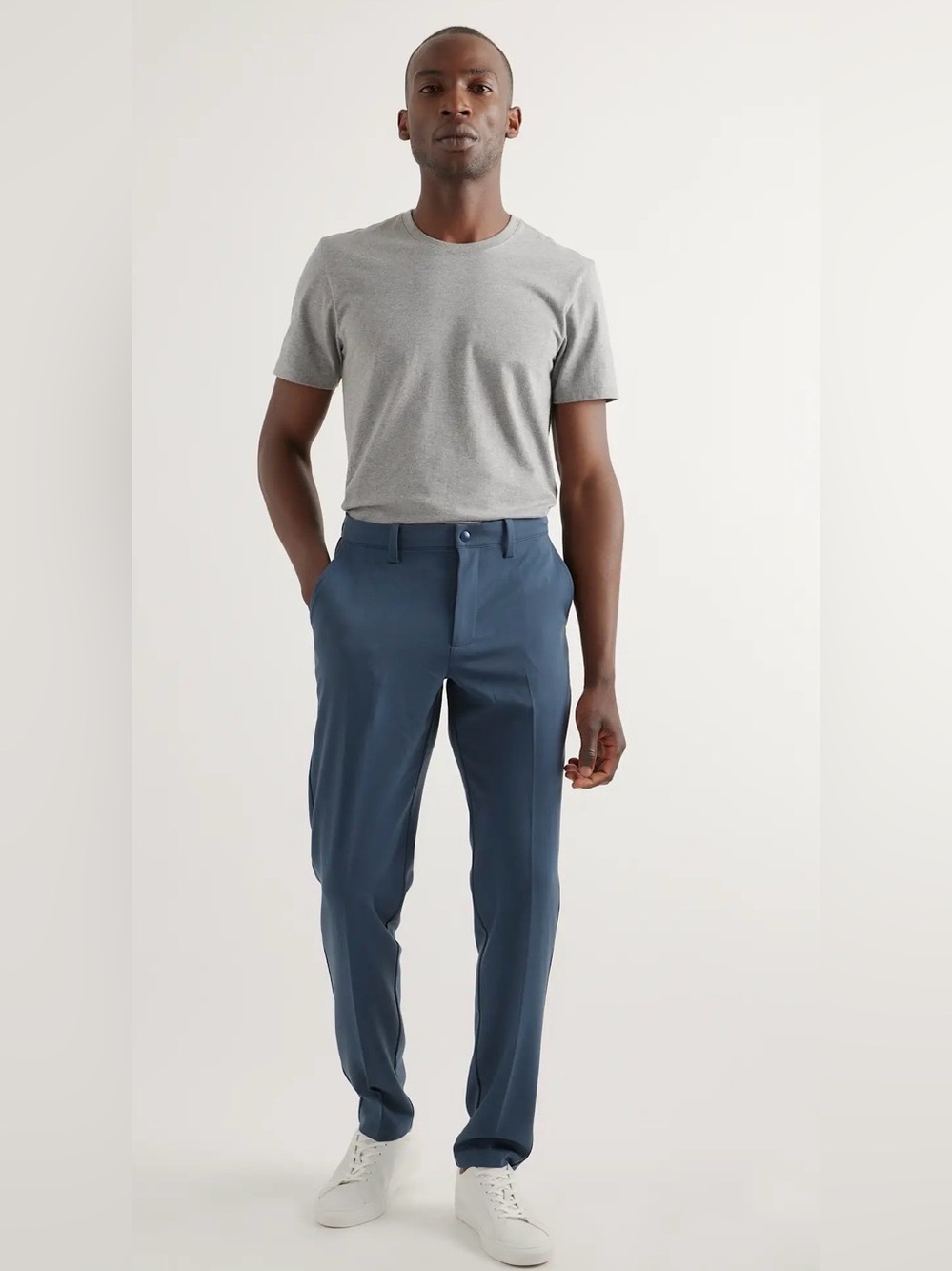 Quince Ultra -Stretch 24/7 Smart Chinos Athletic Tapered , size 34/30